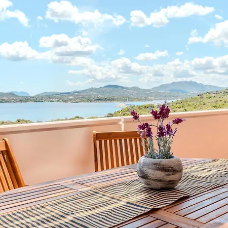 Seaview Vibes - Sardinia Style * 奧爾比亞